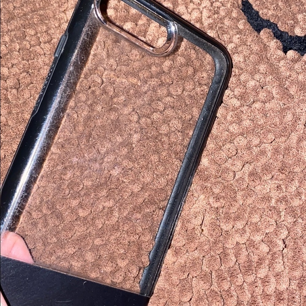 Used iphone 8plus otterbox - Picture 3 of 7